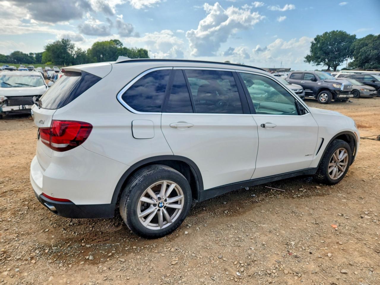 2014 Bmw X5 Xdrive35i White vin: 5UXKR0C58E0K52039
