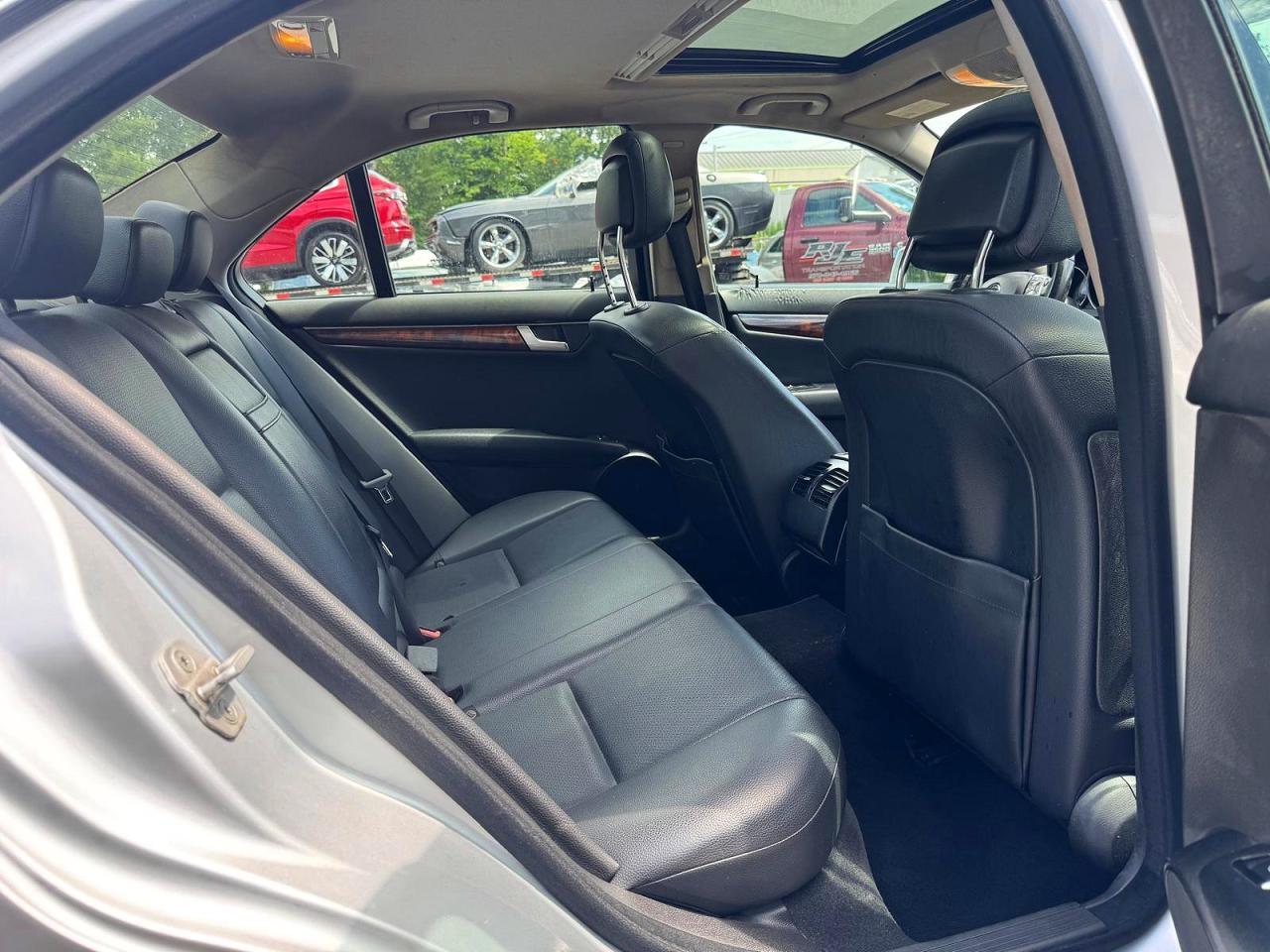 2014 Mercedes-benz C 300 4matic Silver vin: WDDGF8AB7EG239514