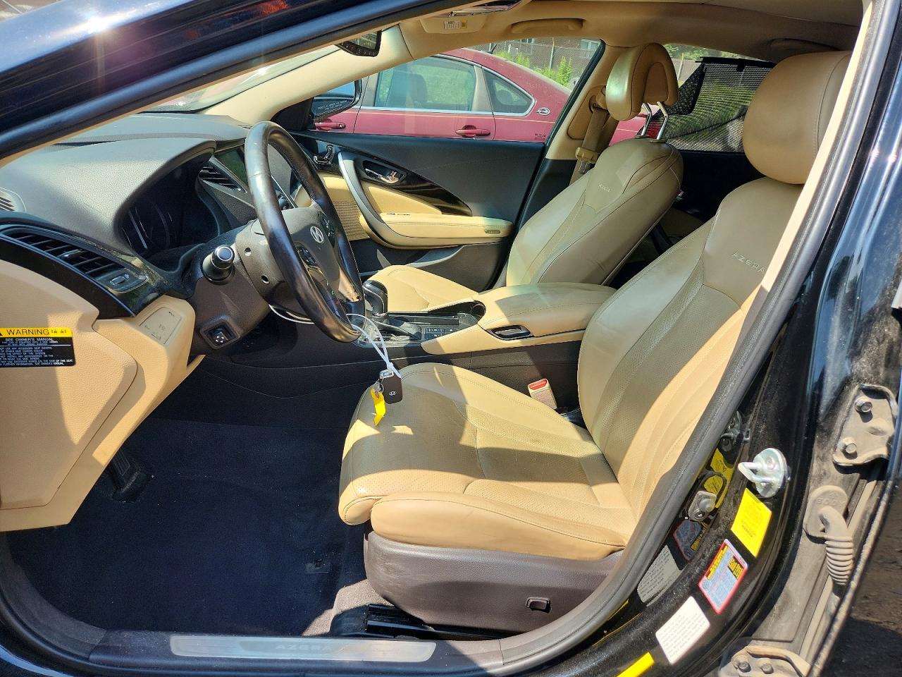 2012 Hyundai Azera Base Black vin: KMHFH4JGXCA158720