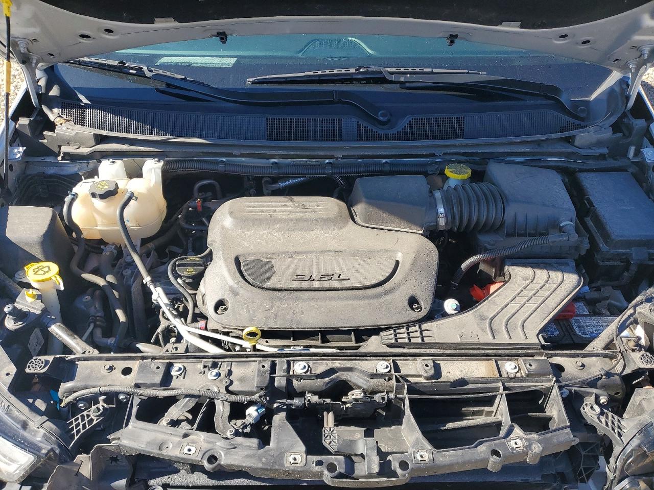 2024 Chrysler Pacifica Touring L Silver vin: 2C4RC1BG0RR182946