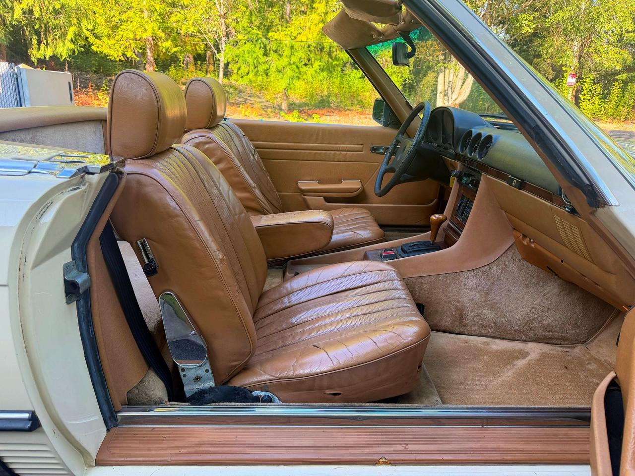 1980 Mercedes-benz 450 Sl Cream vin: WDB10704412063683