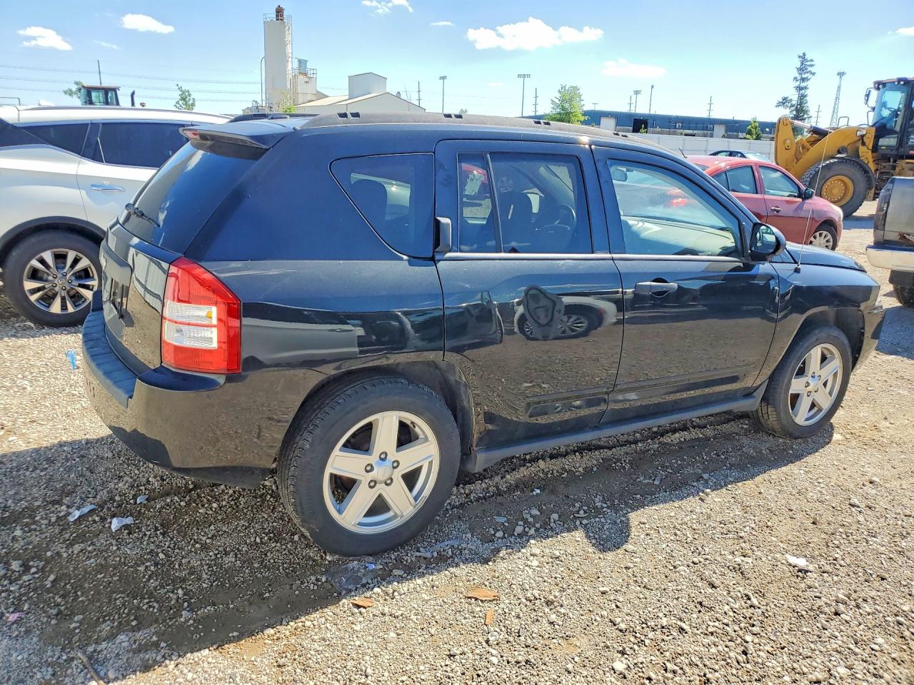 2009 Jeep Compass Sport White vin: 1J4FF47B29D107364