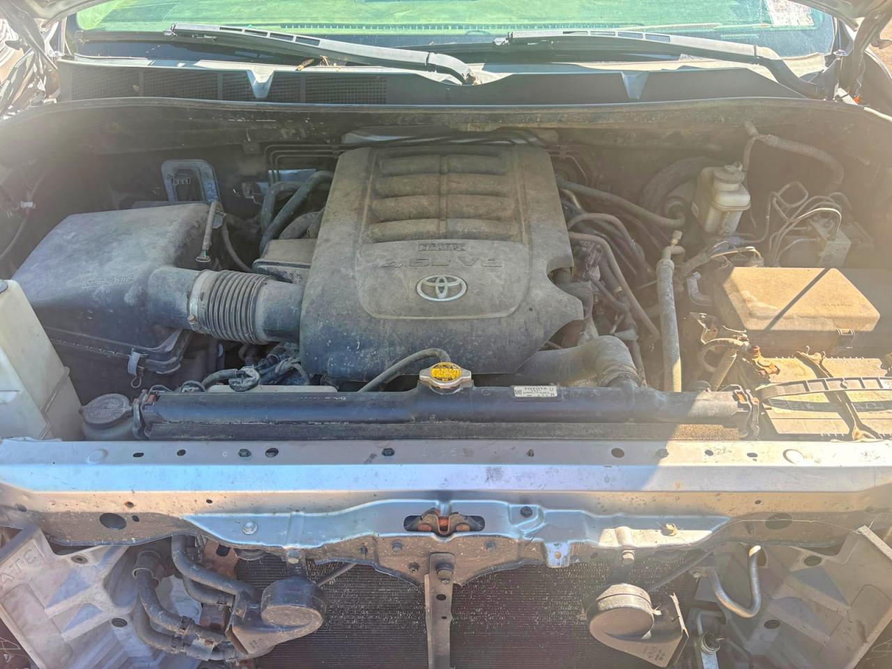 2011 Toyota Tundra Double Cab Sr5 Gray vin: 5TFUM5F12bx024796