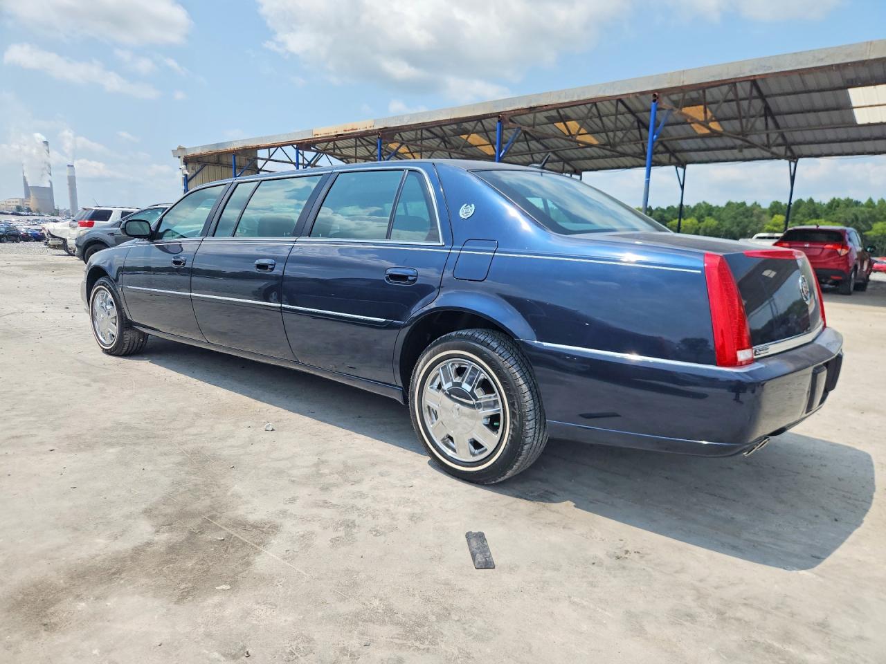 2007 Cadillac Professional Chassis Синий vin: 1GEEH96YX7U550428