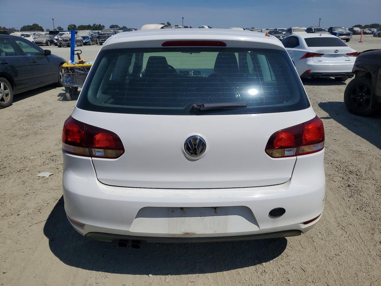 2010 Volkswagen Golf White vin: WVWBA7AJ9AW125681