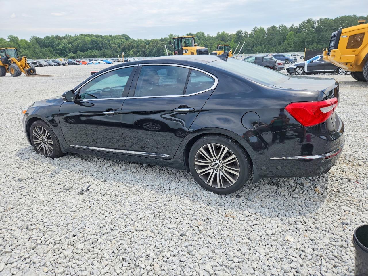 2014 Kia Cadenza Premium Black vin: KNALN4D74E5148348