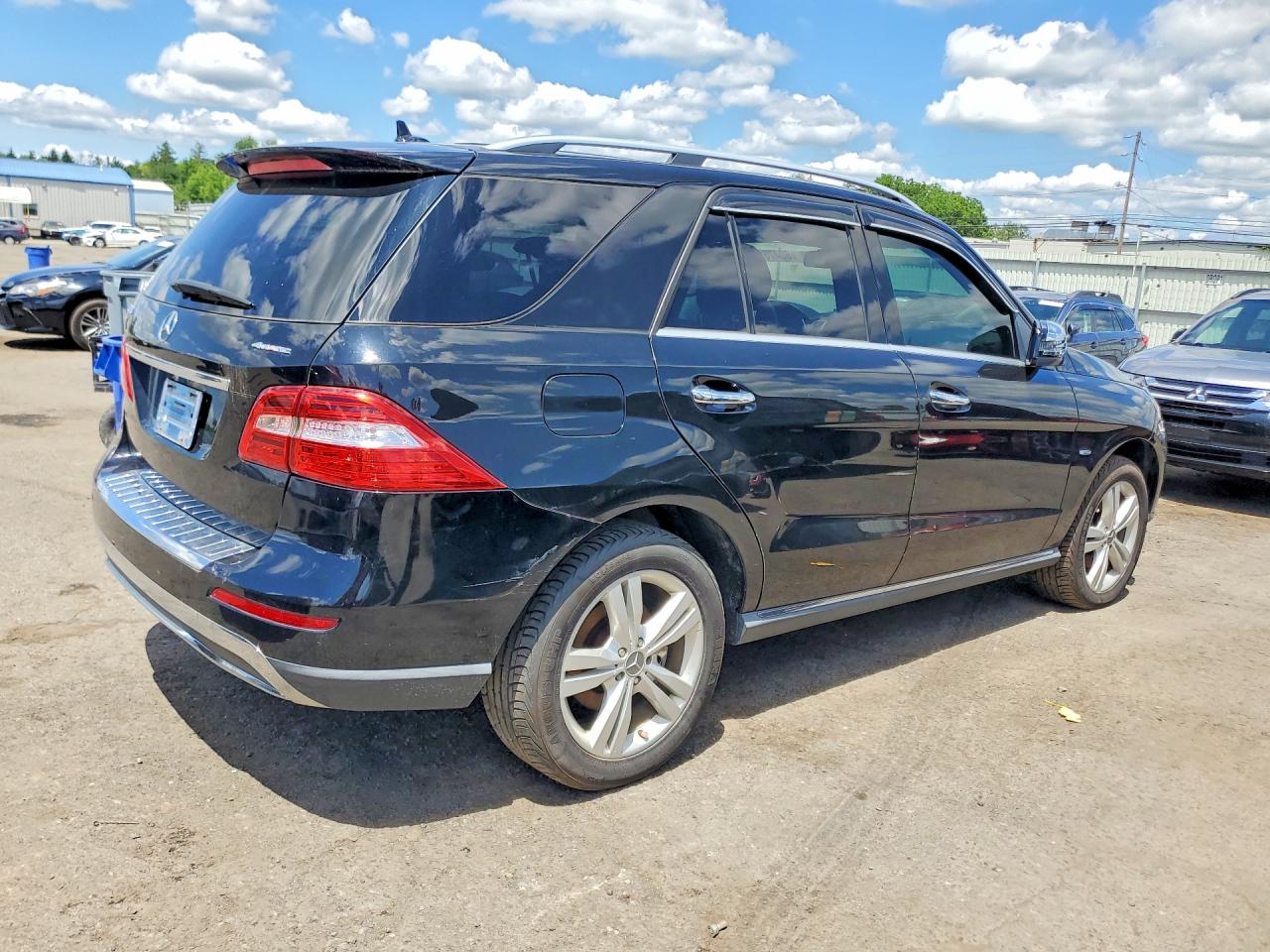 2012 Mercedes-benz Ml 350 4matic Black vin: 4JGDA5HB8CA021478