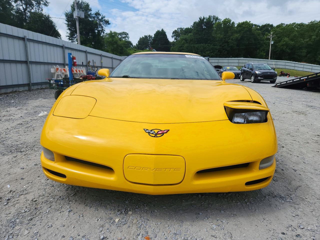 2000 Chevrolet Corvette Yellow vin: 1G1YY22G4Y5126595