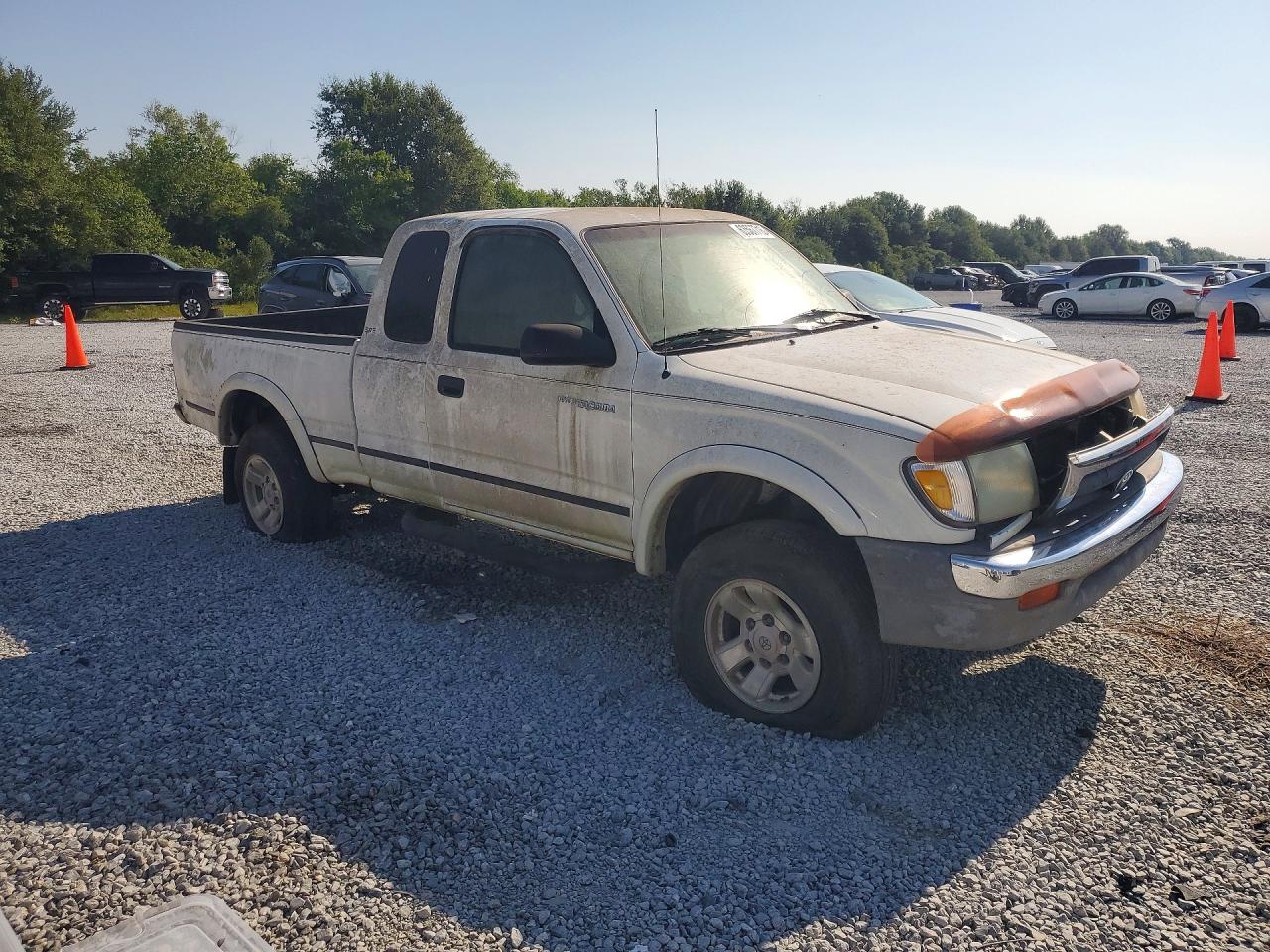 2000 Toyota Tacoma Xtracab Prerunner White vin: 4TASN92N7YZ675774