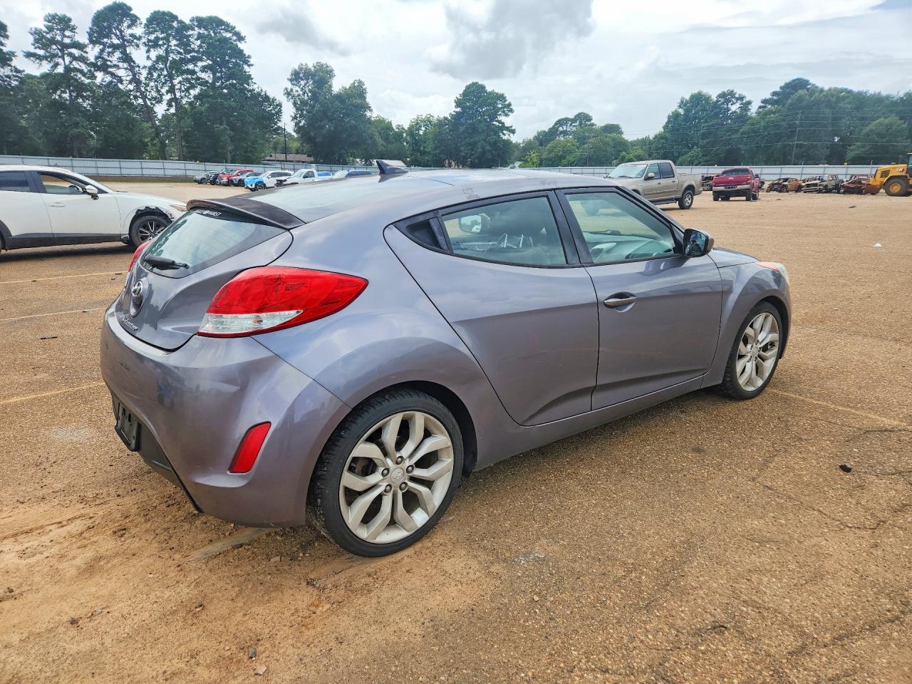 2013 Hyundai Veloster Base Серый vin: KMHTC6AD1DU145504
