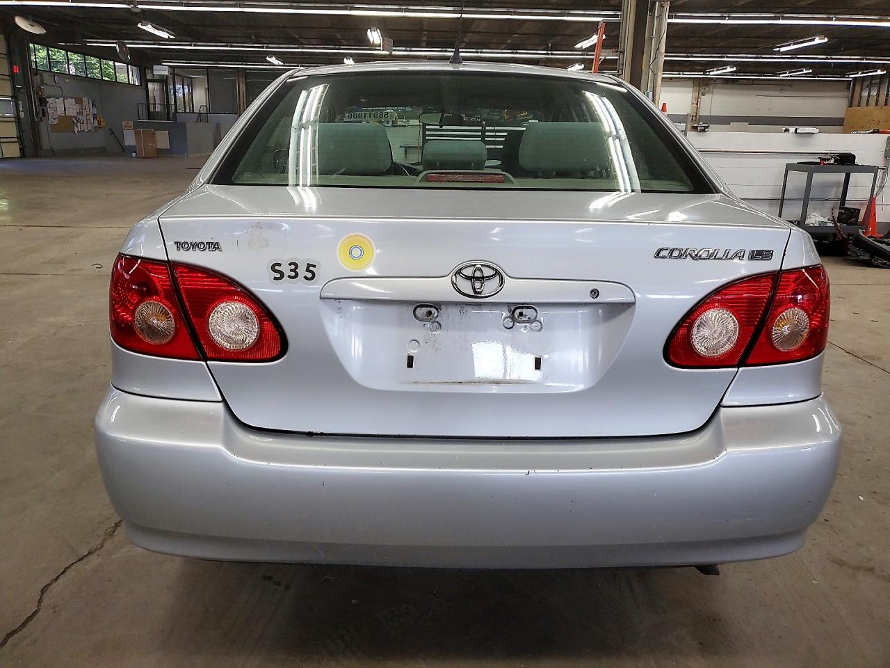 2007 Toyota Corolla Le Gray vin: JTDBR32E970132743