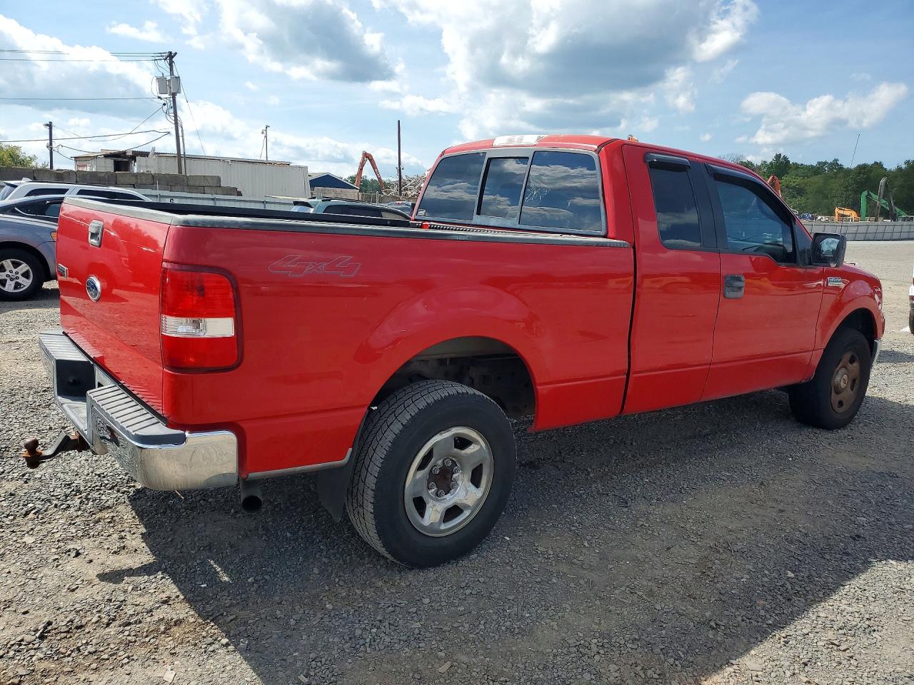 2005 Ford F150 Red vin: 1FTPX14515FA14516