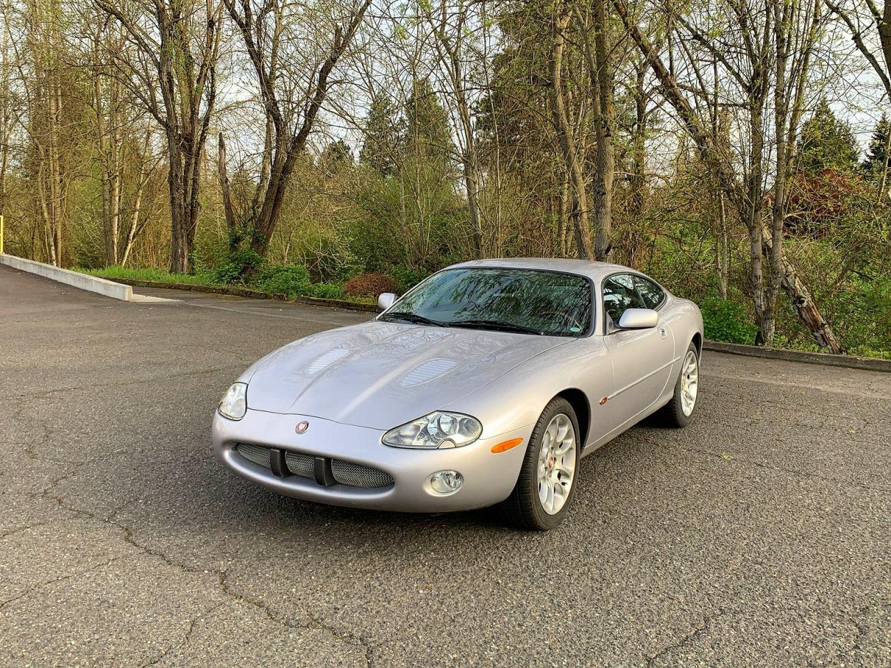 2001 Jaguar Xkr Silver vin: SAJDA41B11PA18414