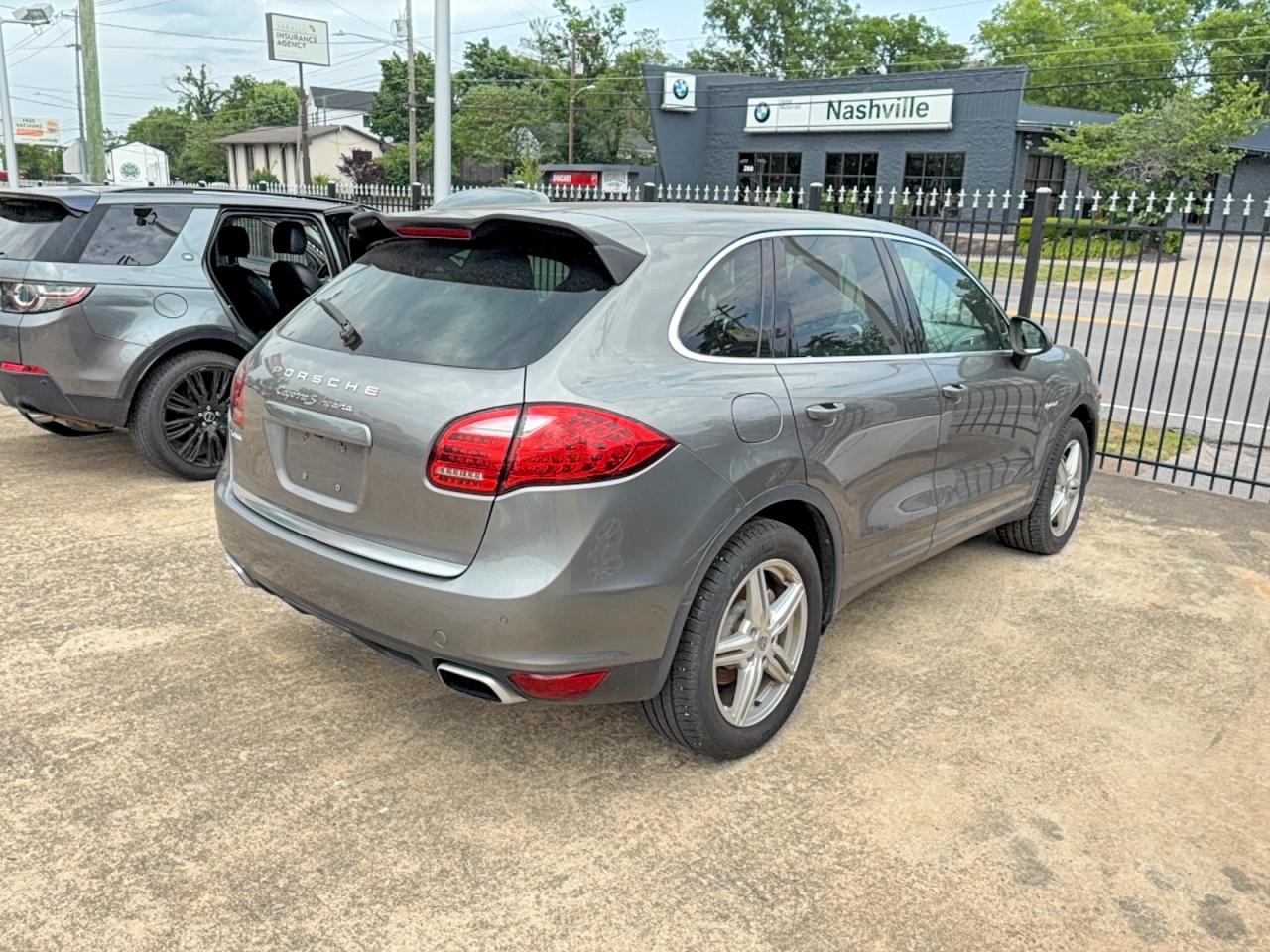 2013 Porsche Cayenne S Hybrid Gray vin: WP1AE2A29DLA14418