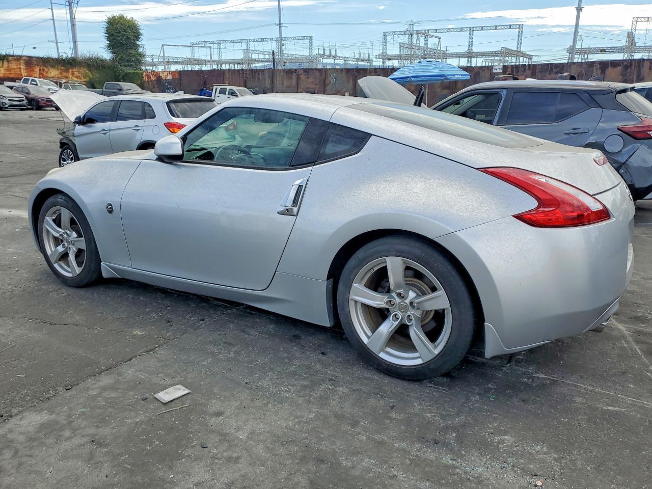2011 Nissan 370z Base Silver vin: JN1AZ4EH1BM551116