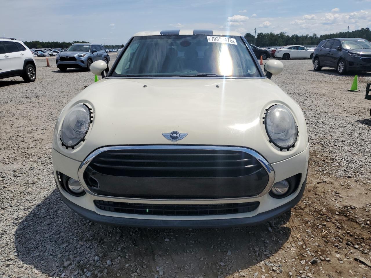 2018 Mini Cooper Clubman Белый vin: WMWLN5C50J2E34573