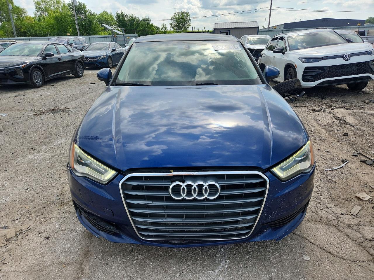 2015 Audi A3 Premium Plus Blue vin: WAUCJGFFXF1038673