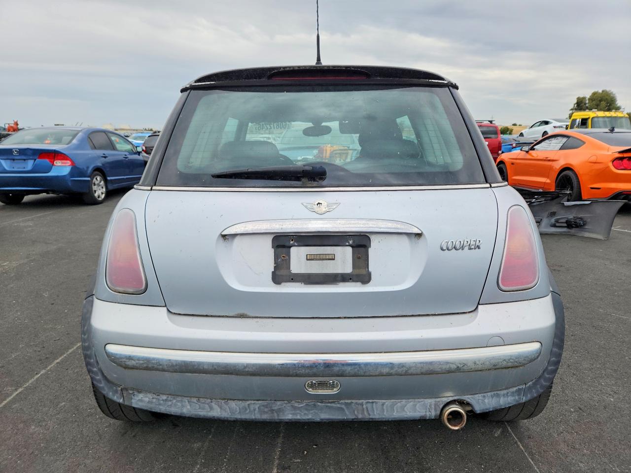 2004 Mini Cooper Silver vin: WMWRC33434TJ62740