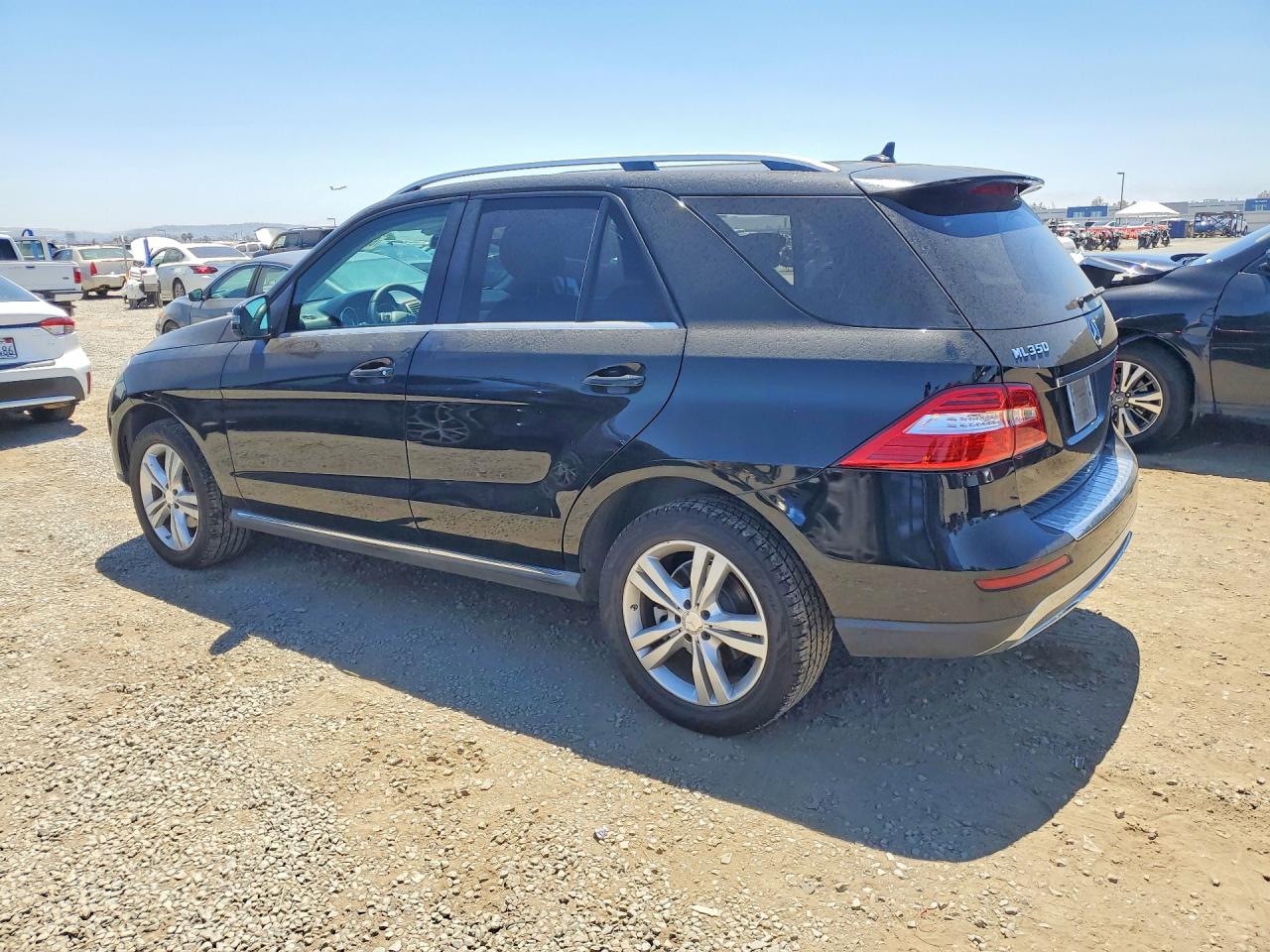 2013 Mercedes-benz Ml 350 Black vin: 4JGDA5JB4DA102909