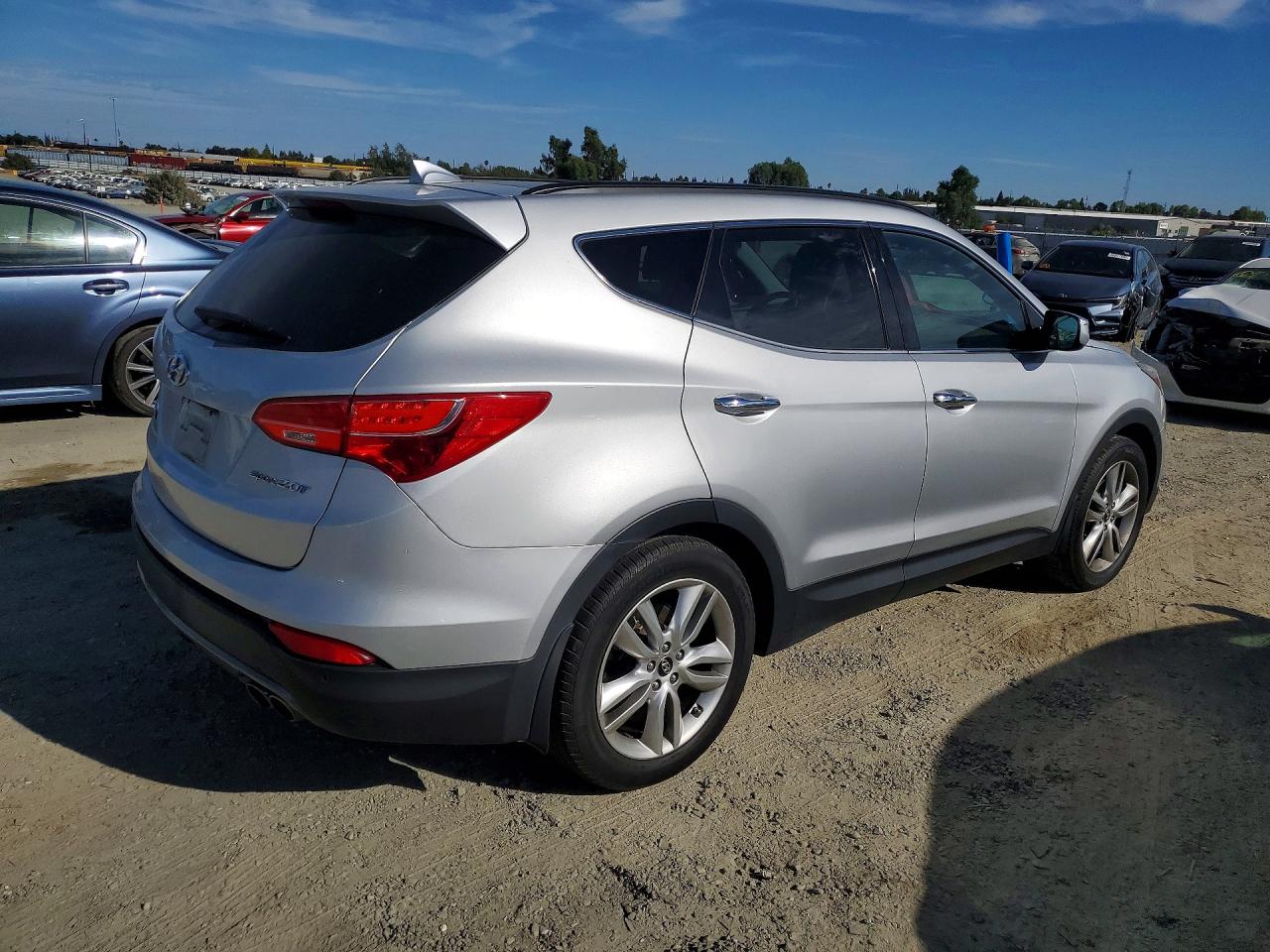 2014 Hyundai Santa Fe Sport 2.0t Серебряный vin: 5XYZW3LA5EG207254