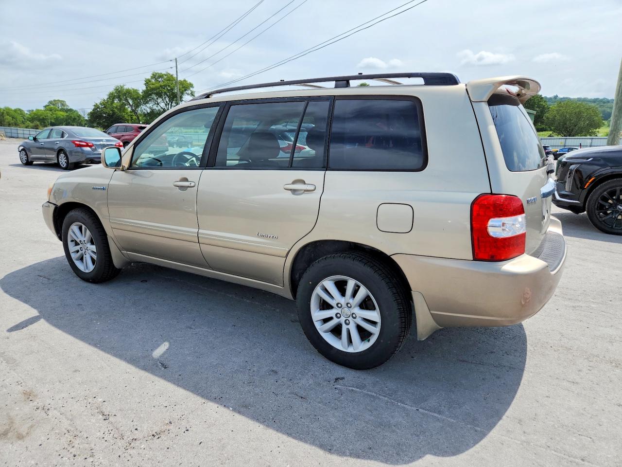 2007 Toyota Highlander Hybrid Gold vin: JTEDW21A170022677