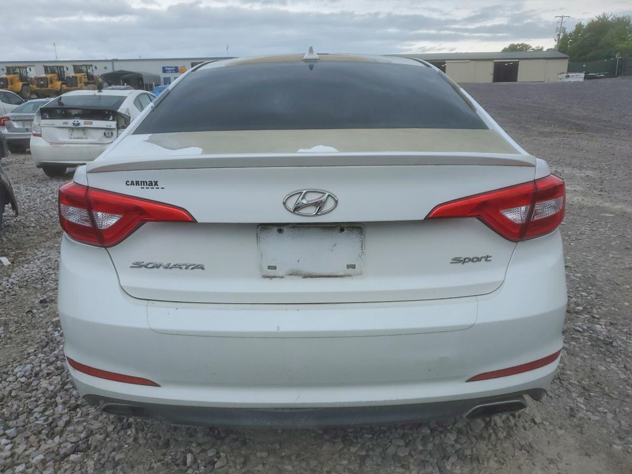 2015 Hyundai Sonata Sport Белый vin: 5NPE34AF0FH103969