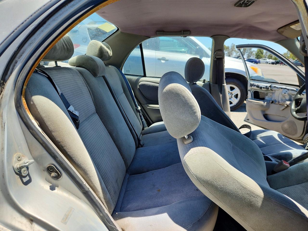 2001 Toyota Corolla Ce Серебряный vin: 1NXBR12E51Z522920