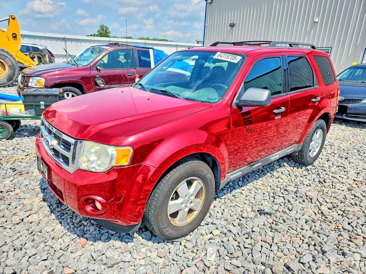 2010 Ford Escape Xlt Red vin: 1FMCU9DG8AKC92446