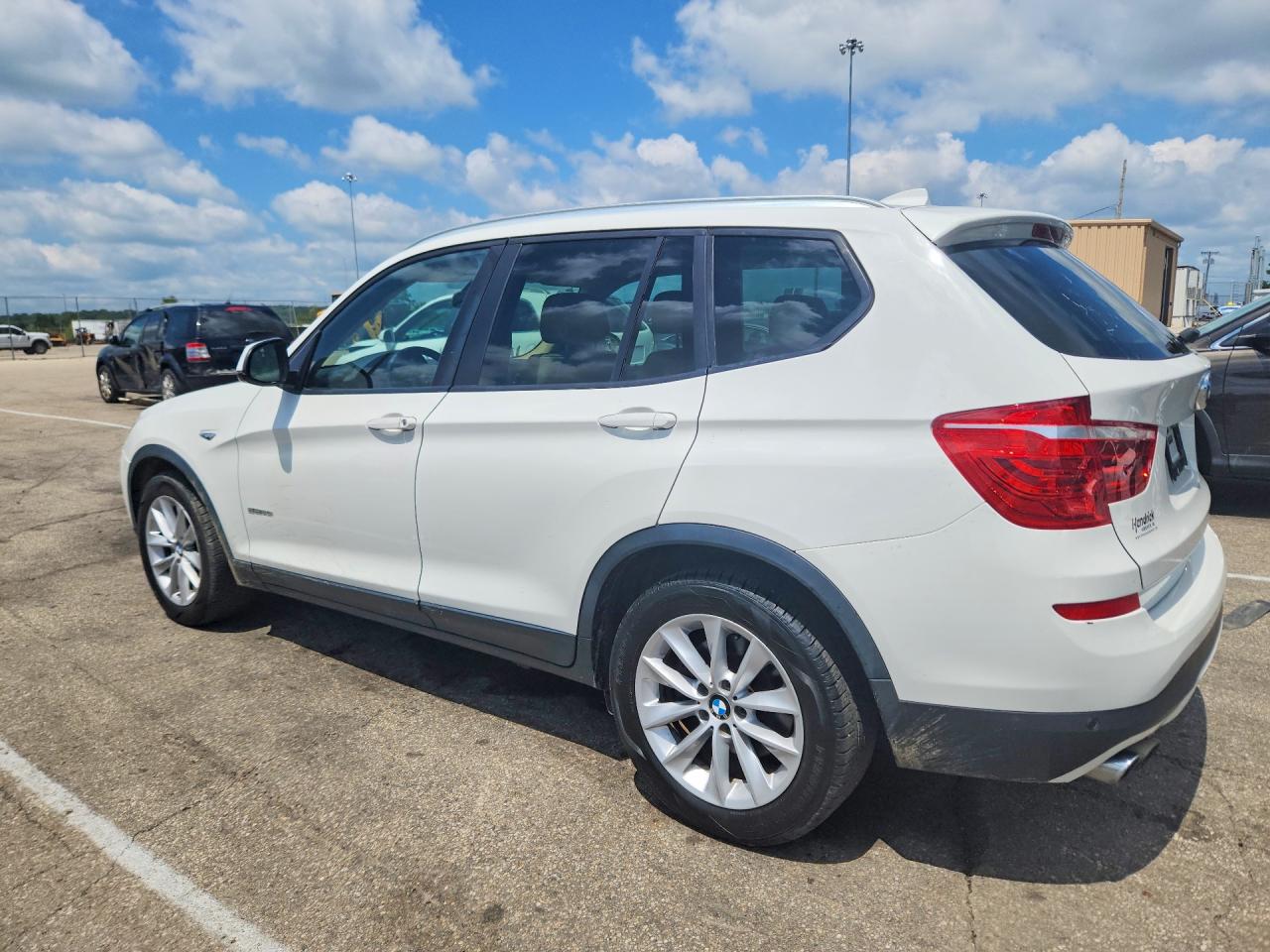2015 Bmw X3 Sdrive28i White vin: 5UXWZ7C50F0F75855