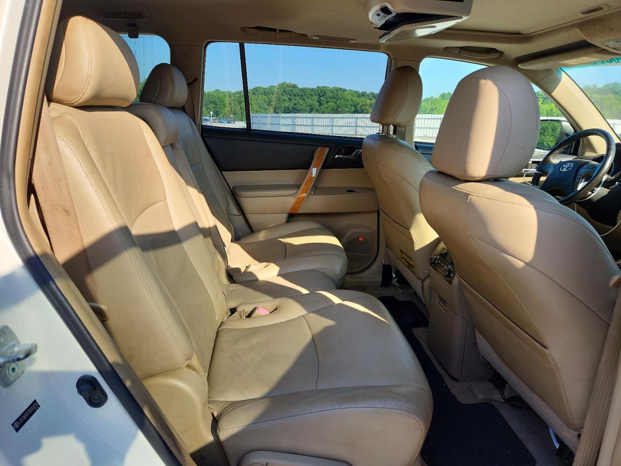 2008 Toyota Highlander Hybrid Limited White vin: JTEEW44A782004766