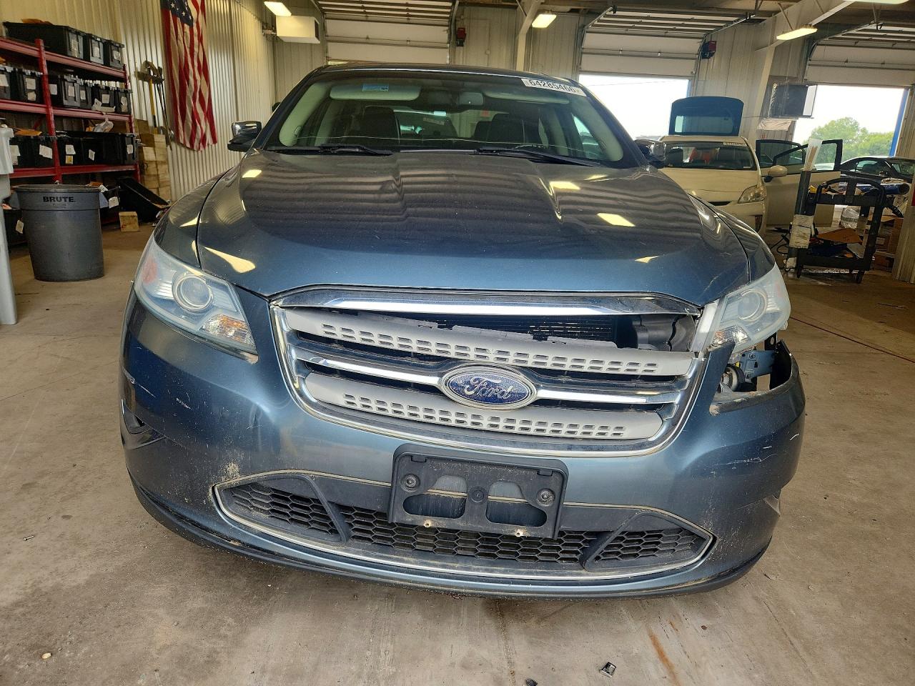 2010 Ford Taurus Limited Blue vin: 1FAHP2FW3AG140385