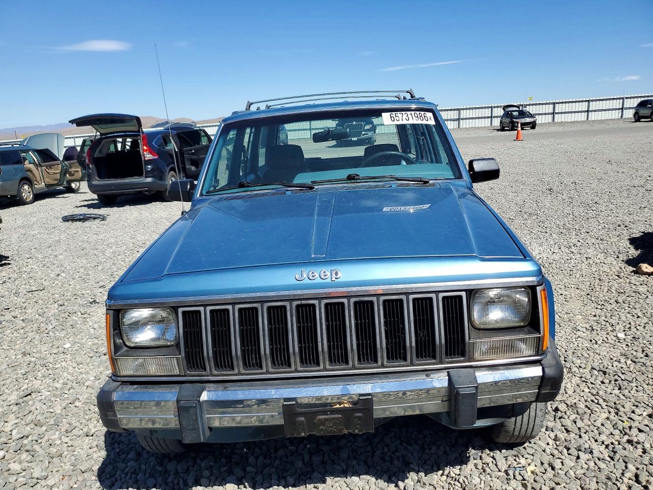 1986 Jeep Cherokee Pioneer Blue vin: 1JCWL782XGT145215