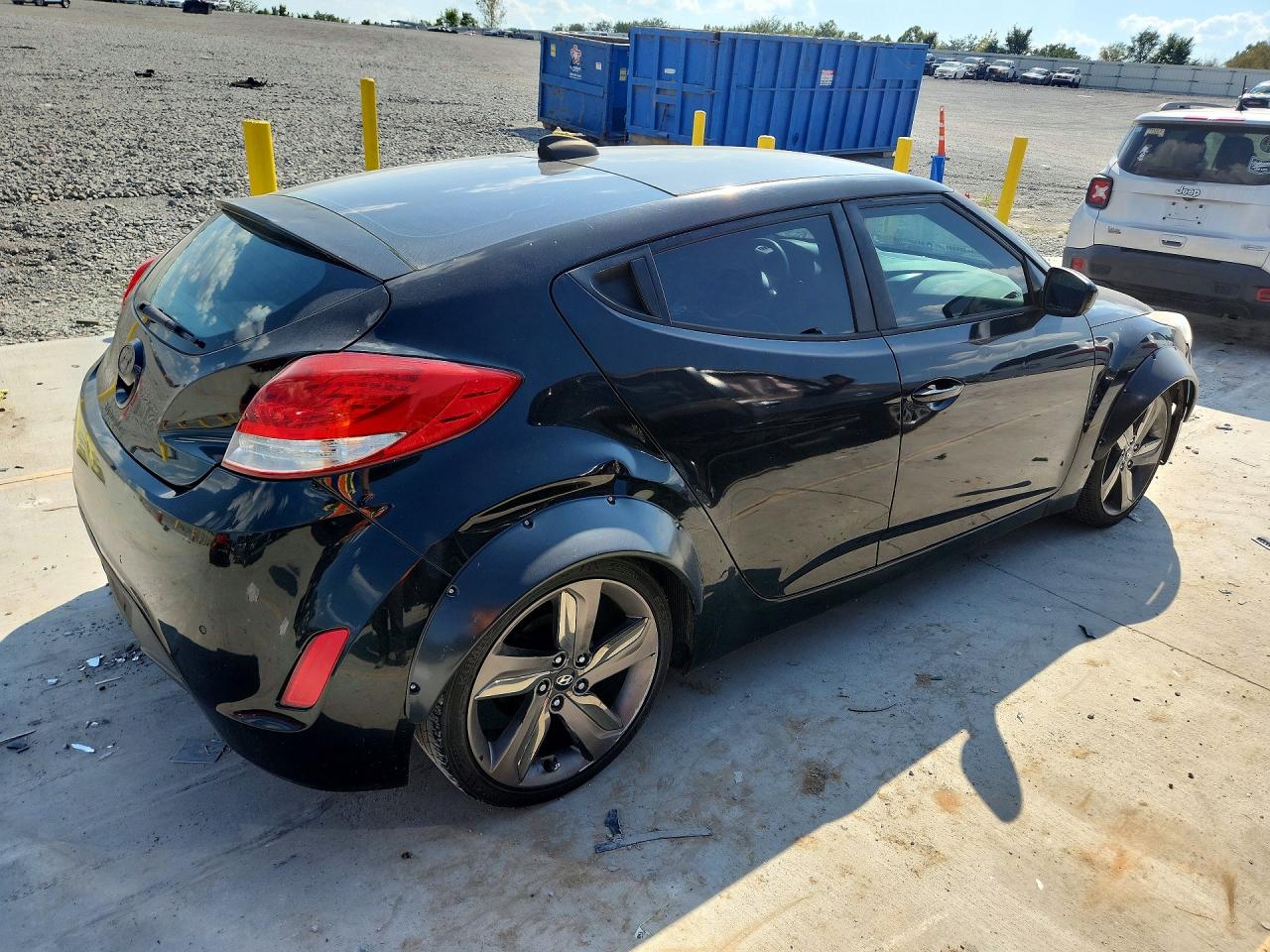 2013 Hyundai Veloster Base Черный vin: KMHTC6AD9DU146299
