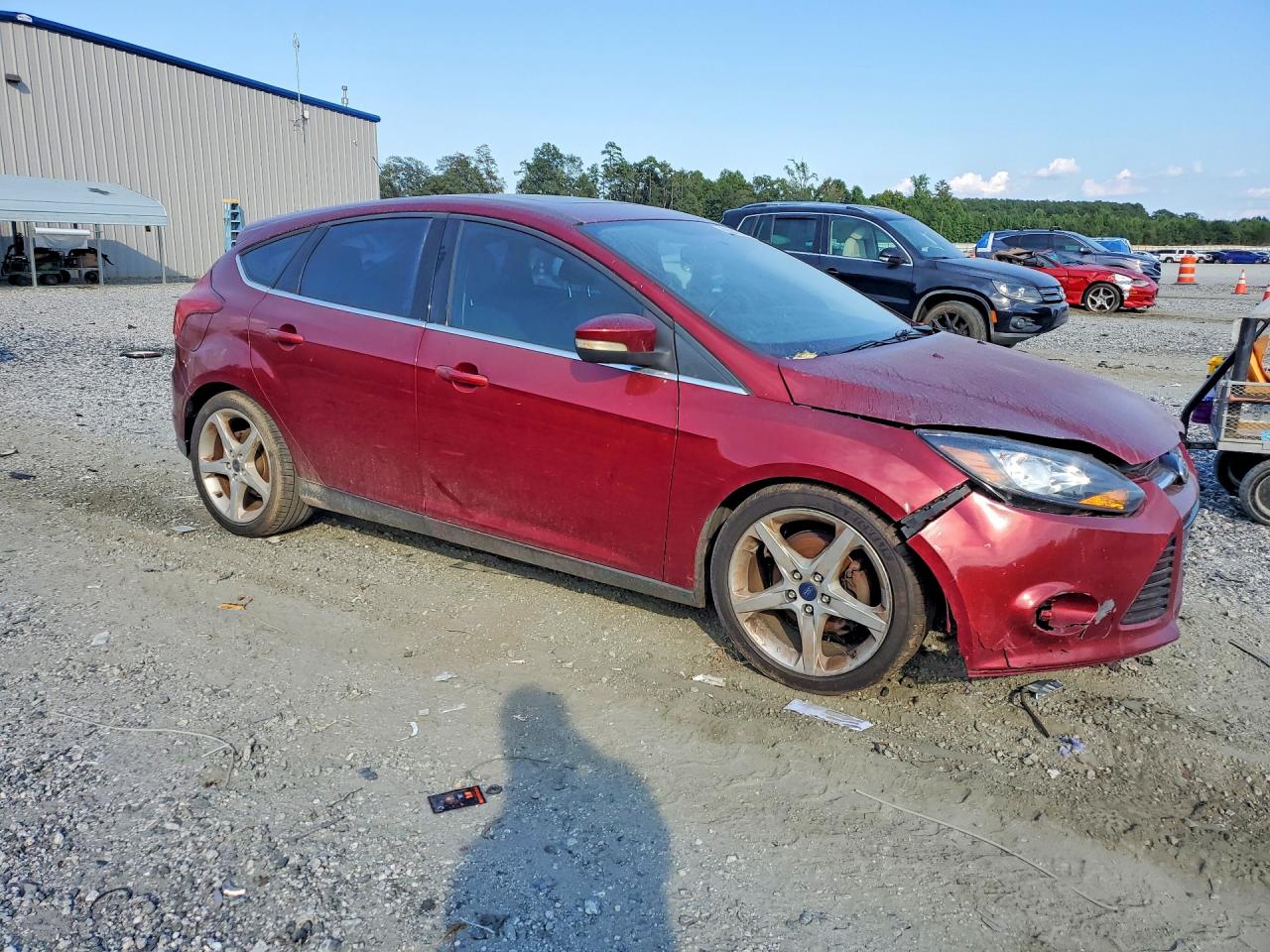 2013 Ford Focus Titanium Red vin: 1FADP3N20DL181586