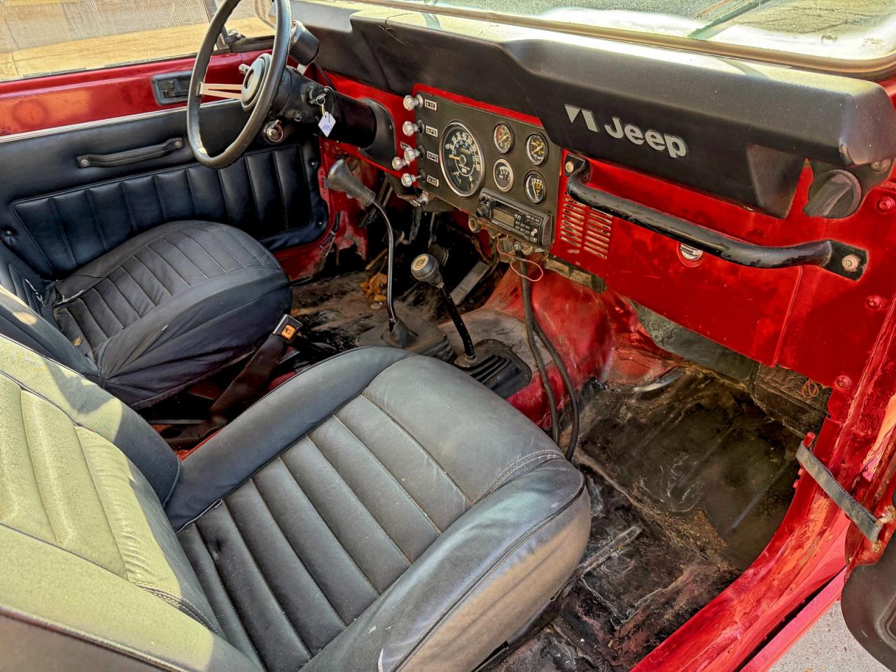 1985 Jeep Jeep Cj7 Red vin: 1JCCF87A1FT034351