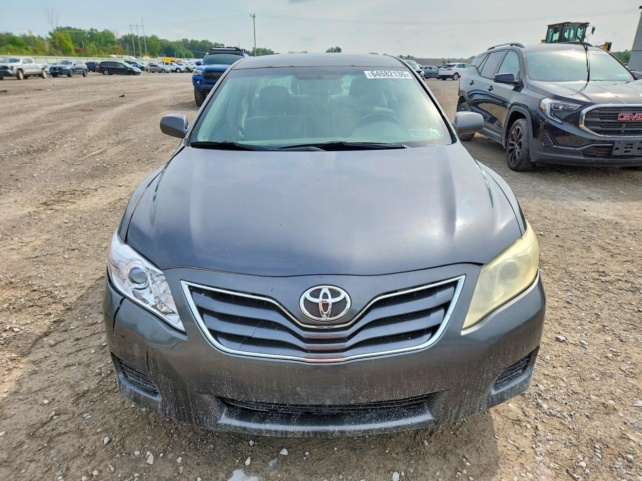 2011 Toyota Camry Le Gray vin: 4T1BF3EK1BU597119