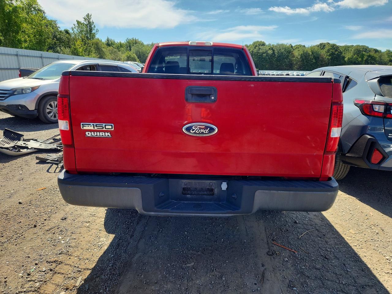 2005 Ford F150 Red vin: 1FTRF12245NB86940