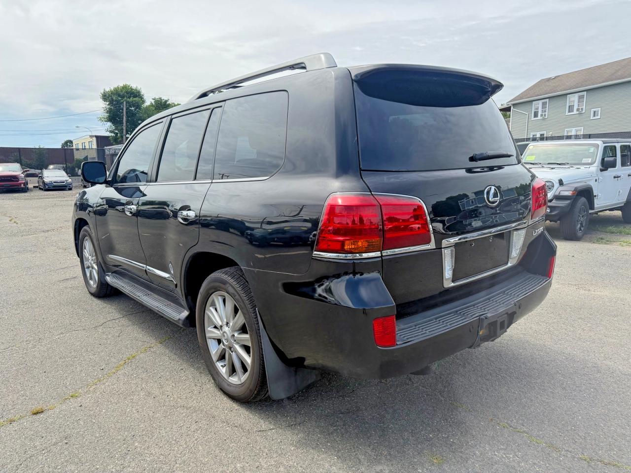 2011 Lexus Lx 570 Black vin: JTJHY7AX5B4082039