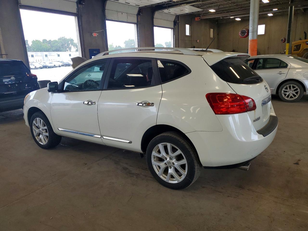 2013 Nissan Rogue S White vin: JN8AS5MV9DW137835
