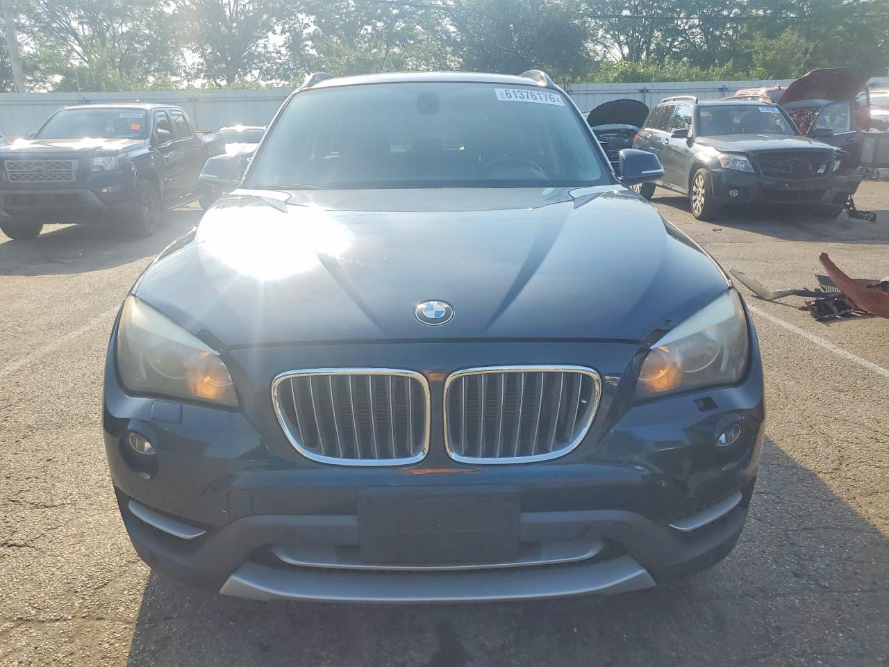 2013 Bmw X1 Xdrive28i Blue vin: WBAVL1C50DVR83665