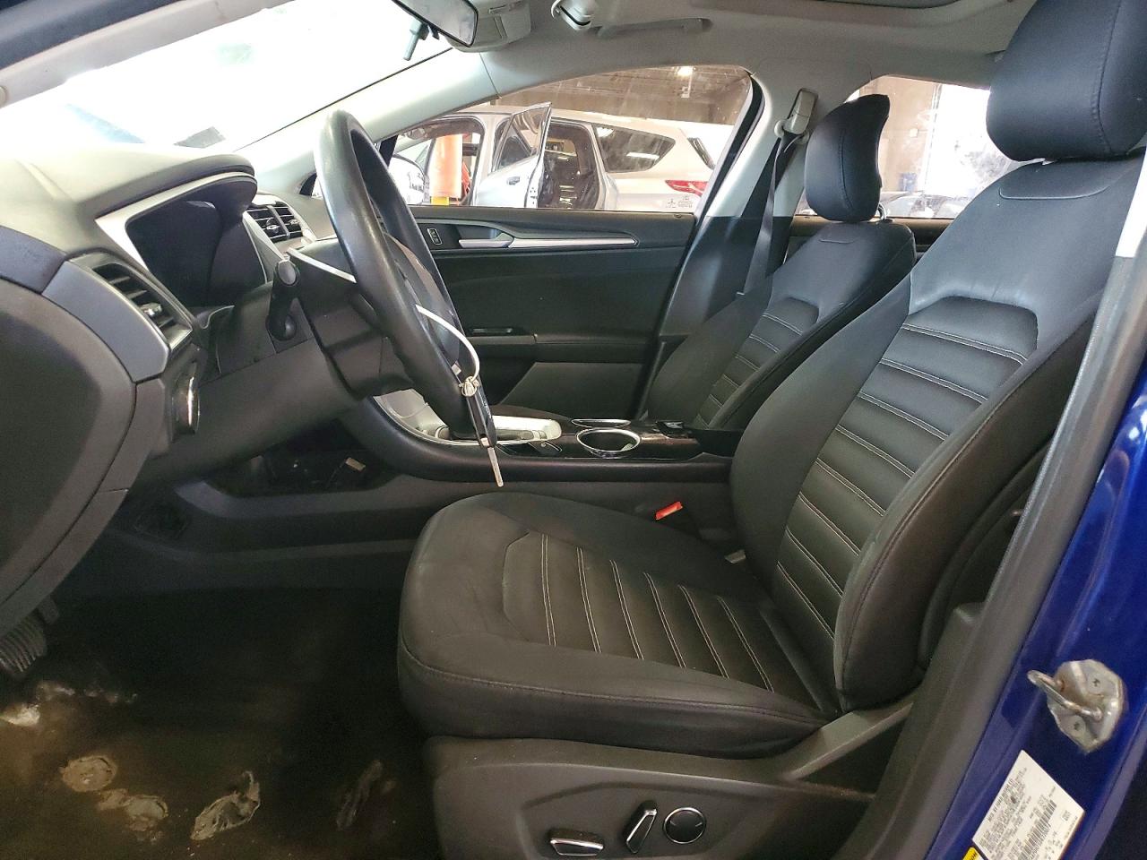 2013 Ford Fusion Se Синий vin: 3FA6P0H75DR220074
