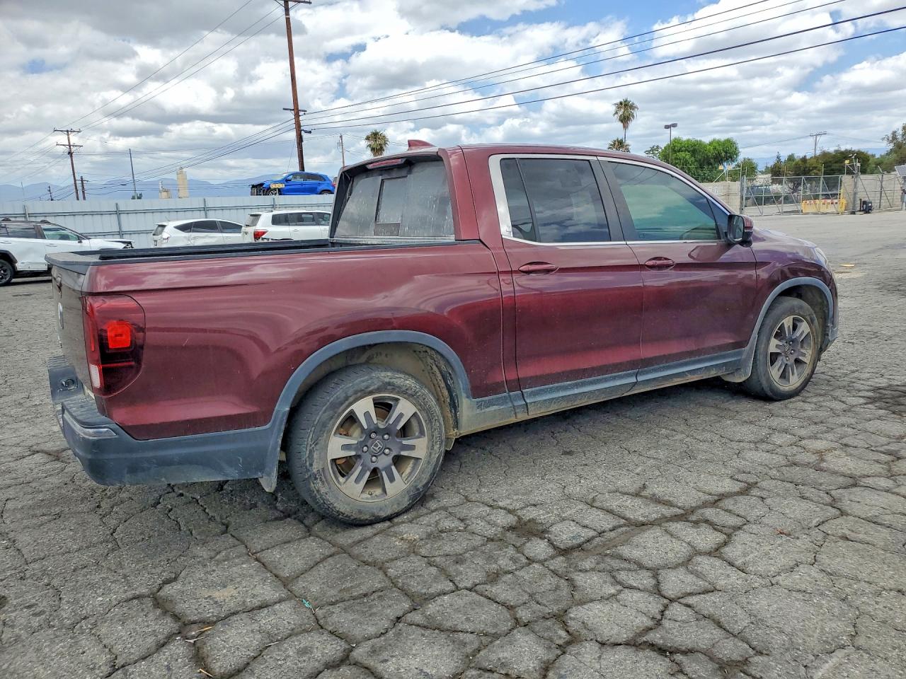 2019 Honda Ridgeline Rtl Темно-бордовый vin: 5FPYK2F62KB005202