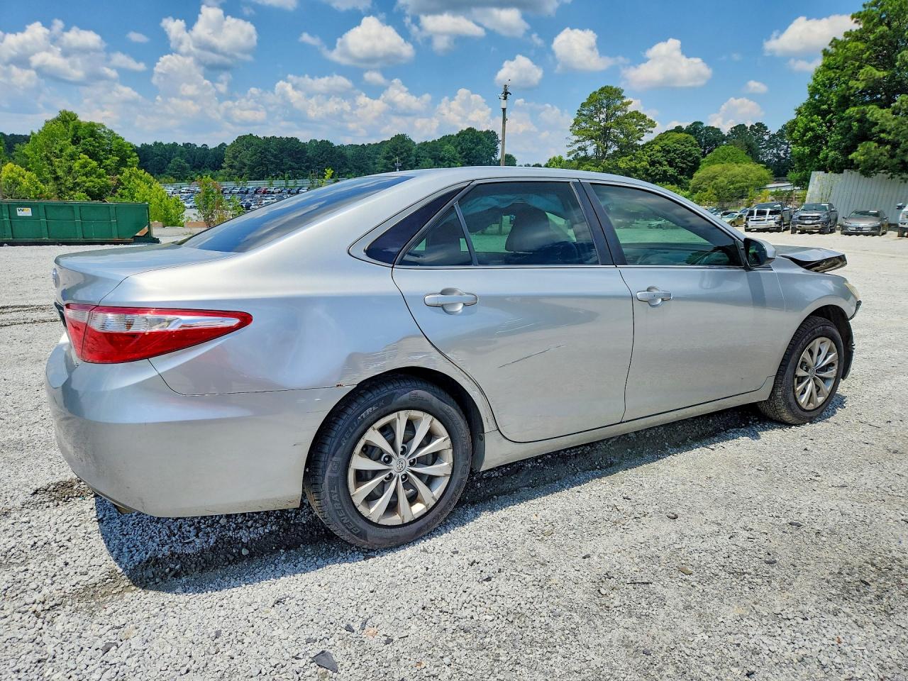 2015 Toyota Camry Le Silver vin: 4T1BF1FK4FU487321