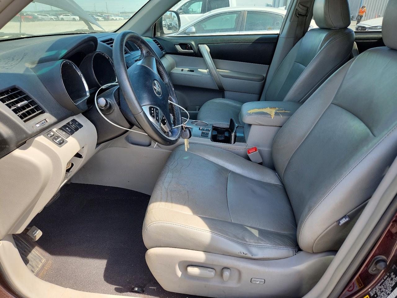 2011 Toyota Highlander Se Burgundy vin: 5TDZK3EH7BS036463
