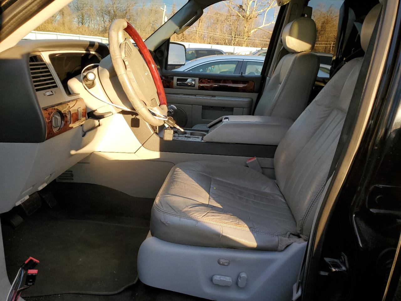 2006 Lincoln Navigator Черный vin: 5LMFU27566LJ04603