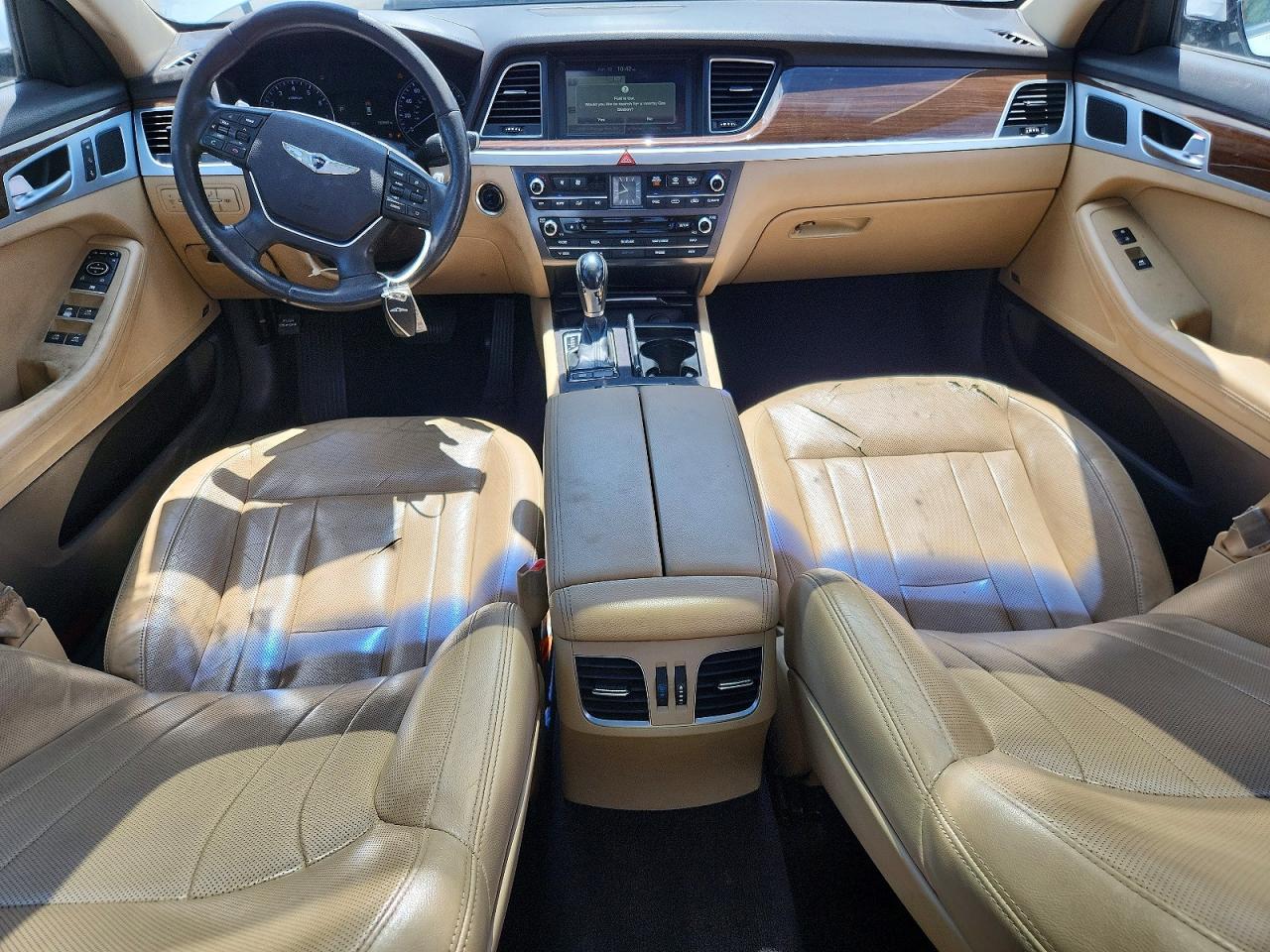 2015 Hyundai Genesis 3.8l White vin: KMHGN4JE2FU033824