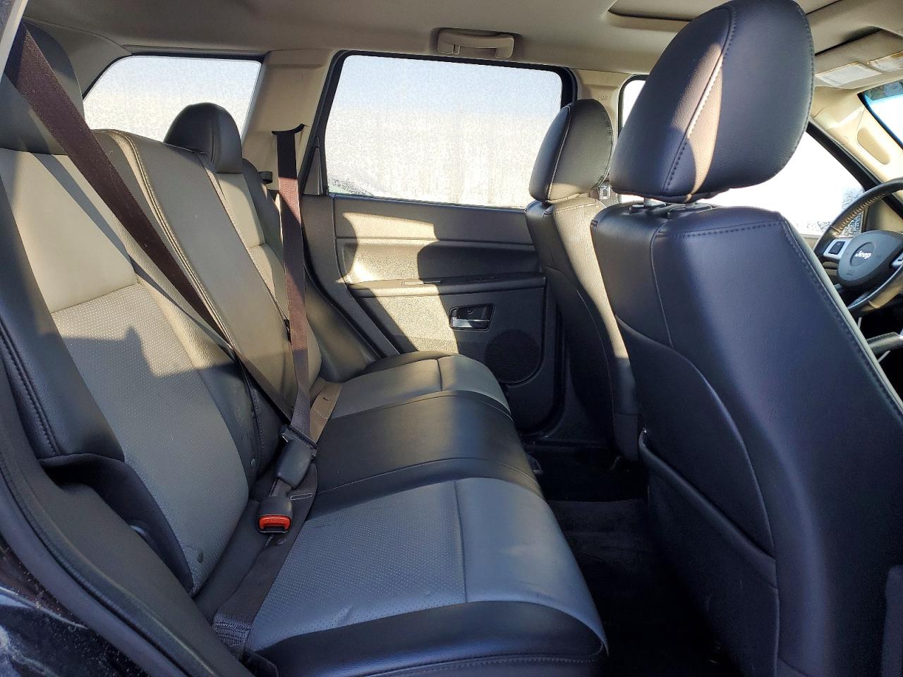 2008 Jeep Grand Cherokee Laredo Черный vin: 1J8HR48M88C514091