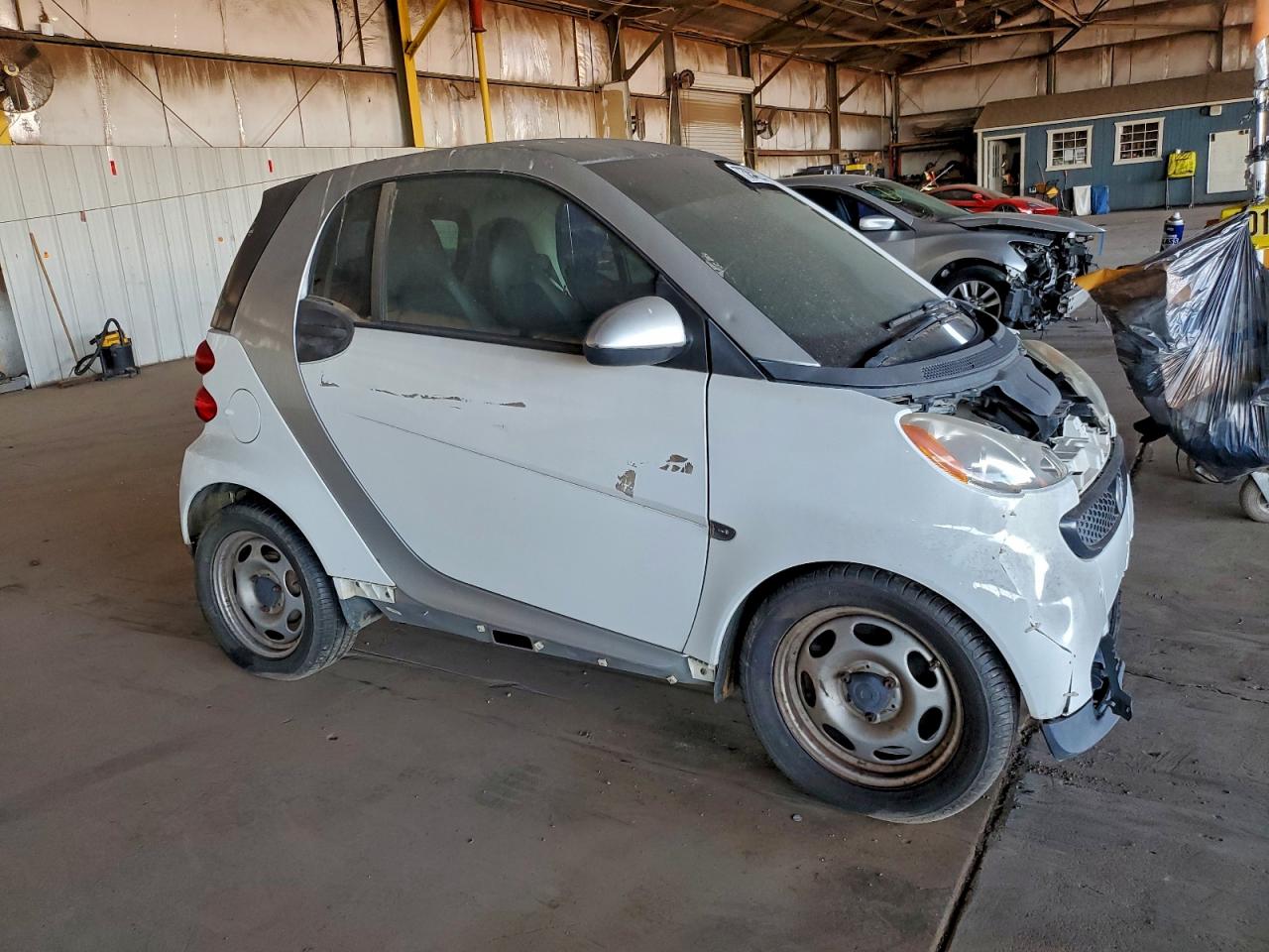 2014 Smart Fortwo Pure White vin: WMEEJ3BA7EK734190