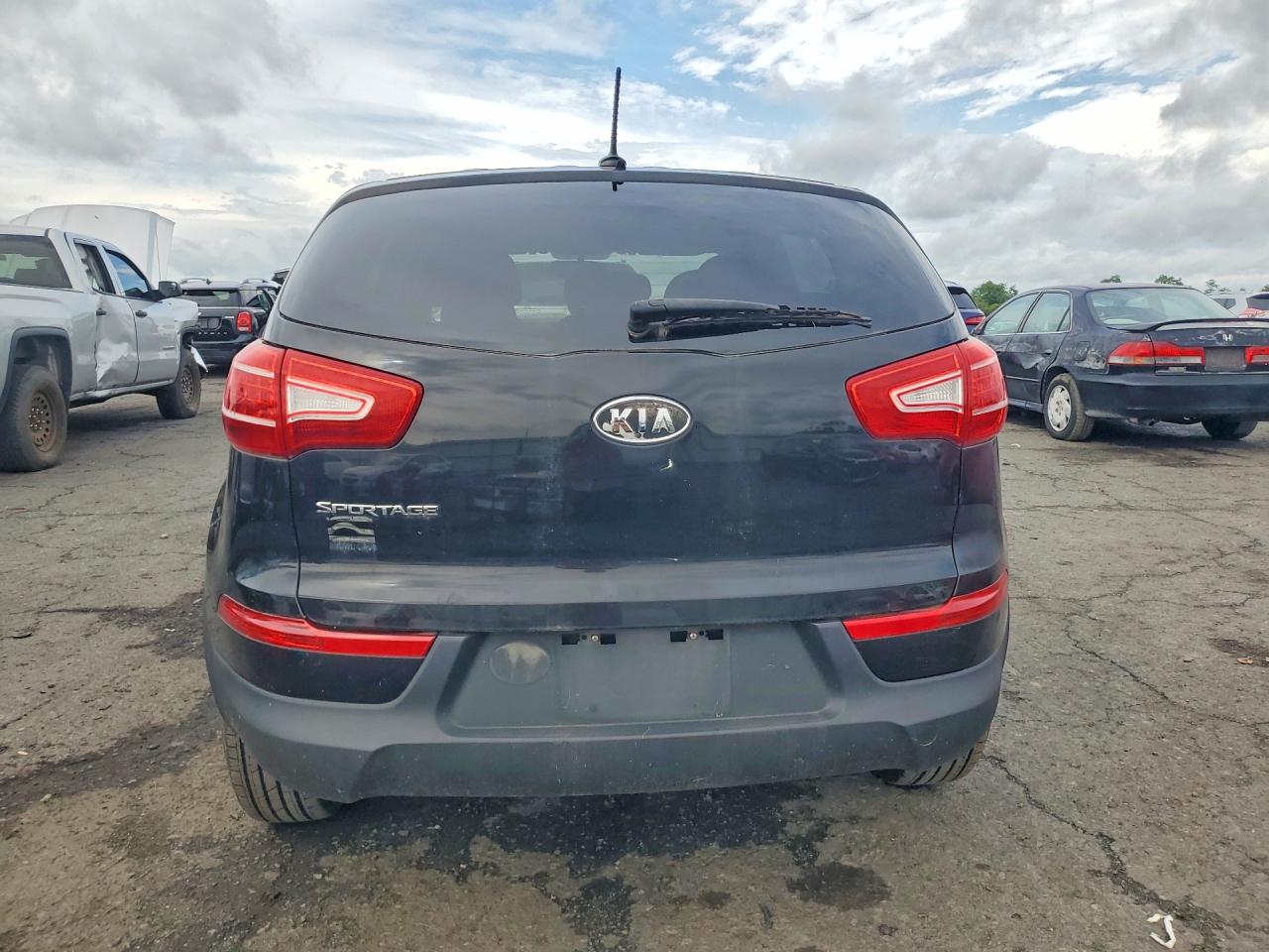2011 Kia Sportage Lx Черный vin: KNDPBCA29B7095453
