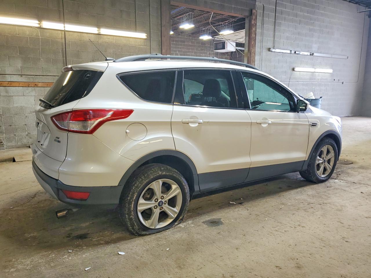 2013 Ford Escape Se Белый vin: 1FMCU9G96DUA14845
